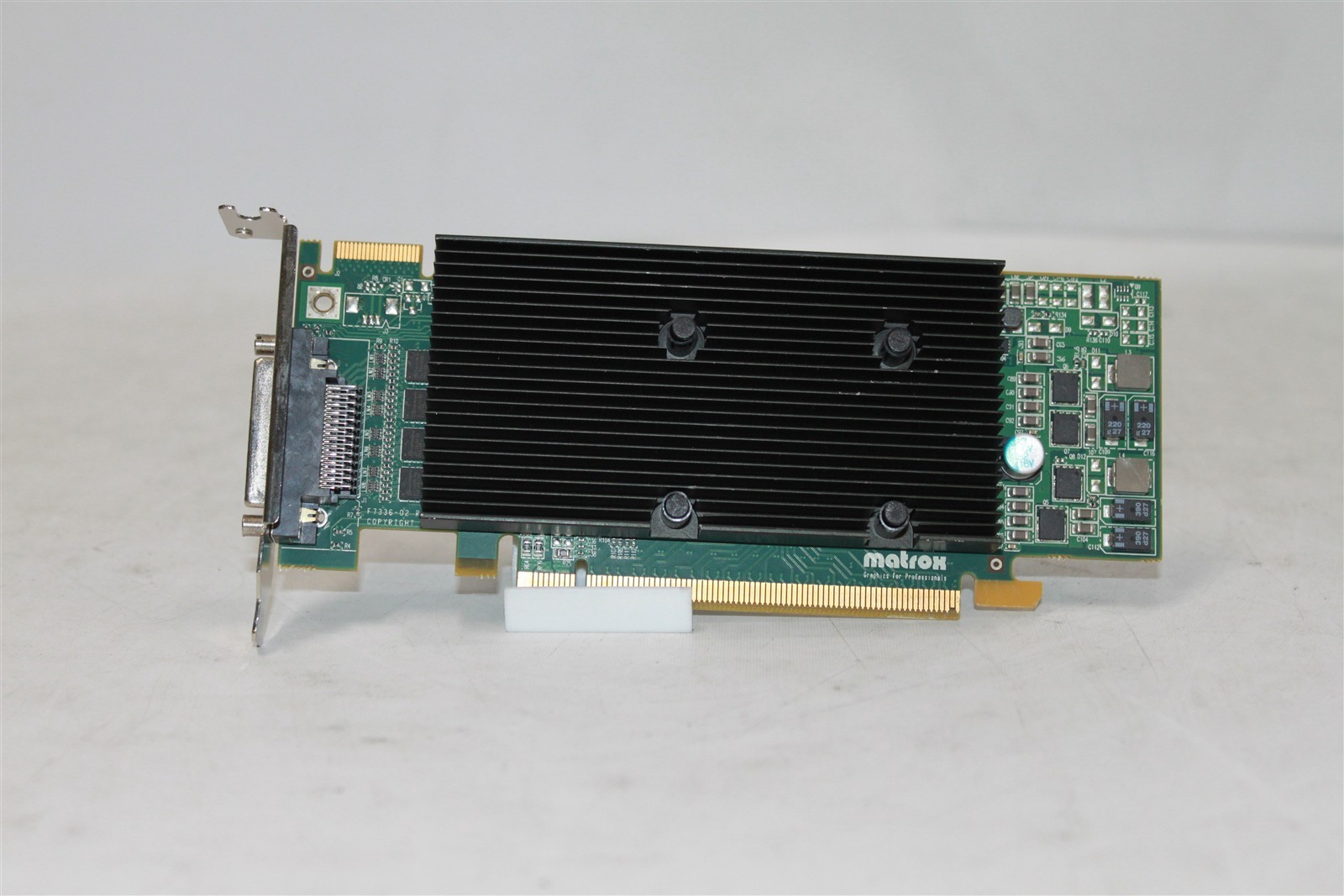 MATROX M9140-E512LAF Matrox M9140 LP PCIe x16 quad head Display Graphics Card