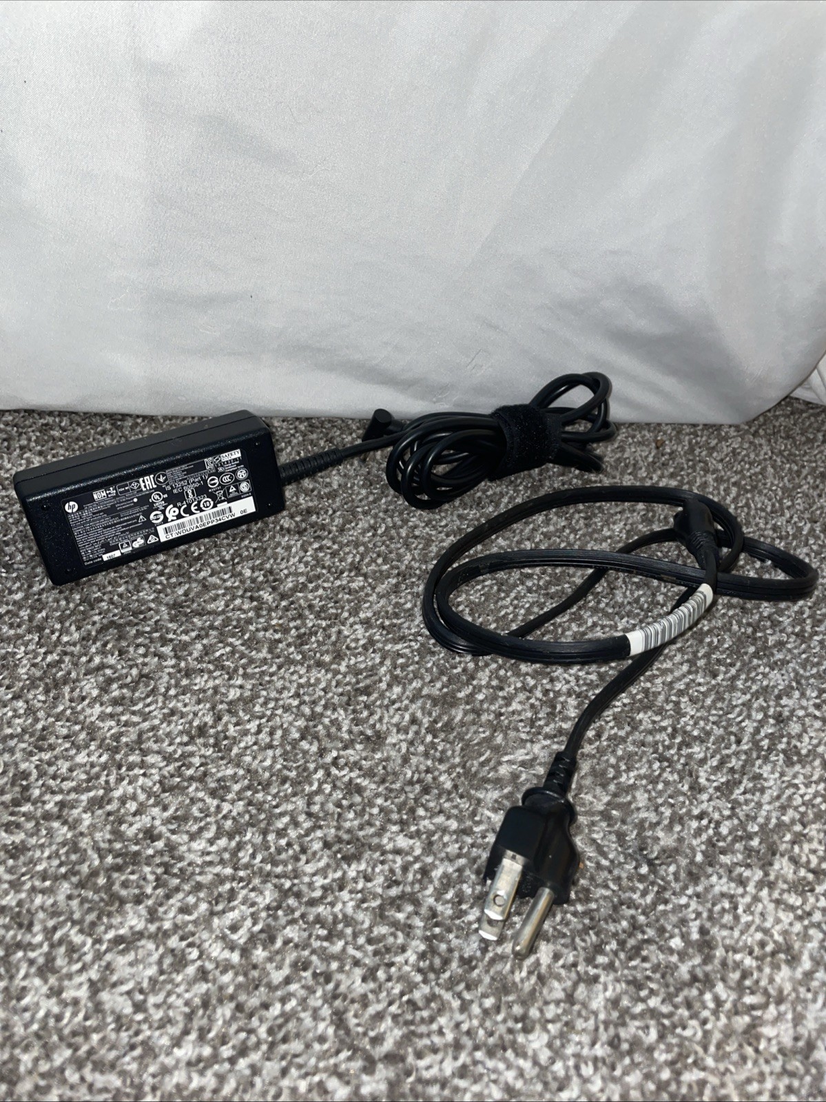 HP 19.5V 2.31A 45W AC Laptop Power Adapter OEM
