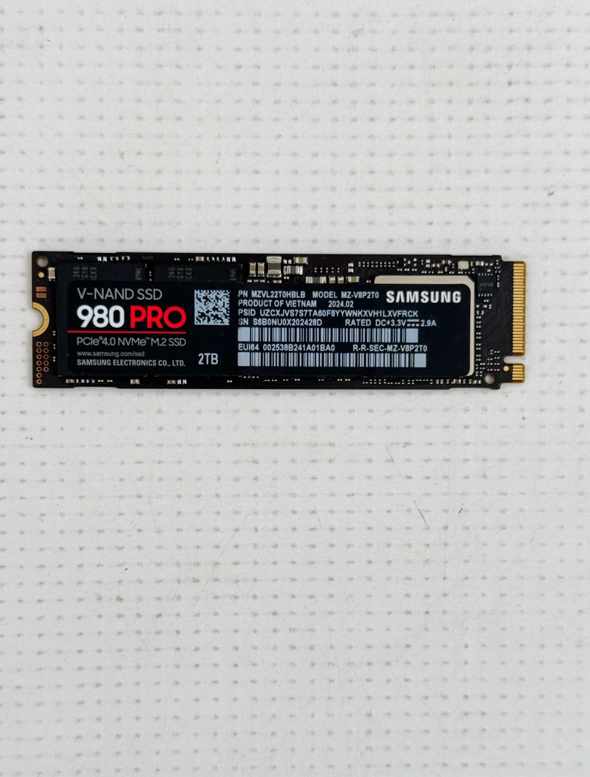Samsung 980 Pro 2TB  Black PCIe 4.0 NVMe SSD (MZ-V8P2T0)