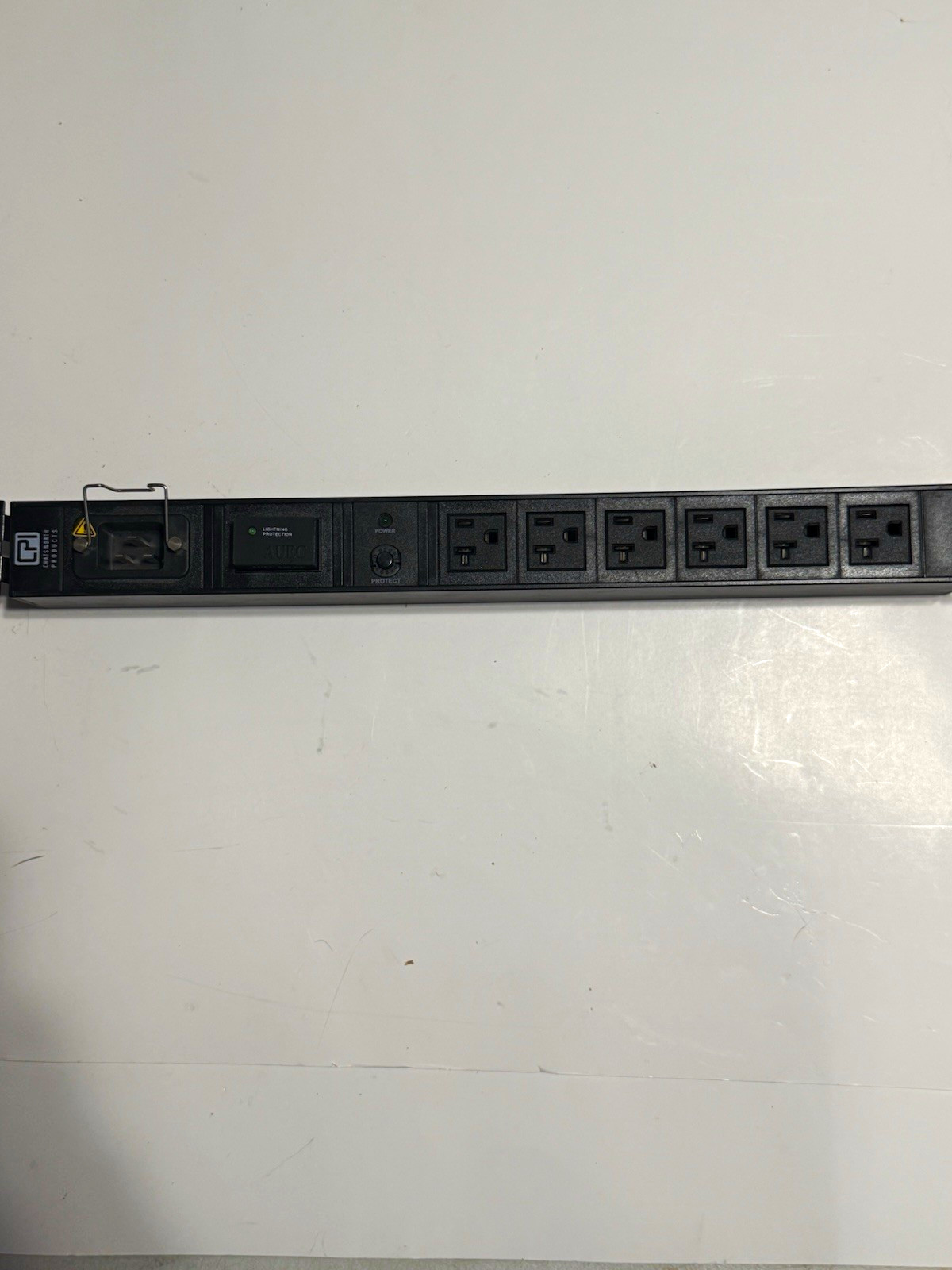 CPI Chatsworth 025-907005-046 Rack PDU Power Distribution Unit 16A 2000W