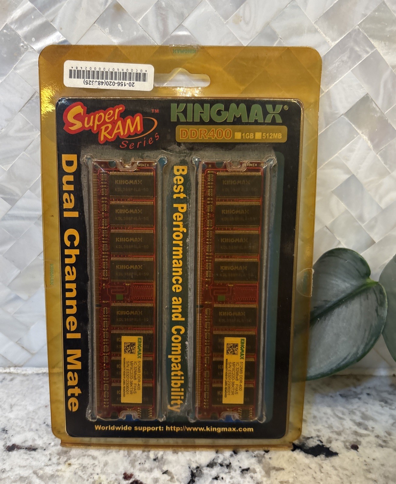 2 Super Ram Series Kingmax 512MB DDR400 IC 32Mbx8 FHAS MPXD42D-2K memory Module