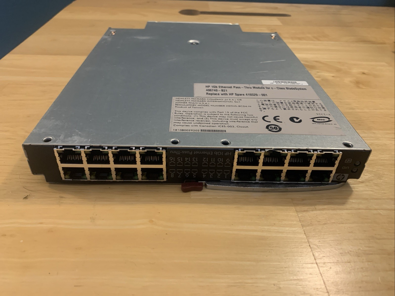 HP 406740-B21 1Gb Ethernet Pass-Thru Module c-Class BladeSystem