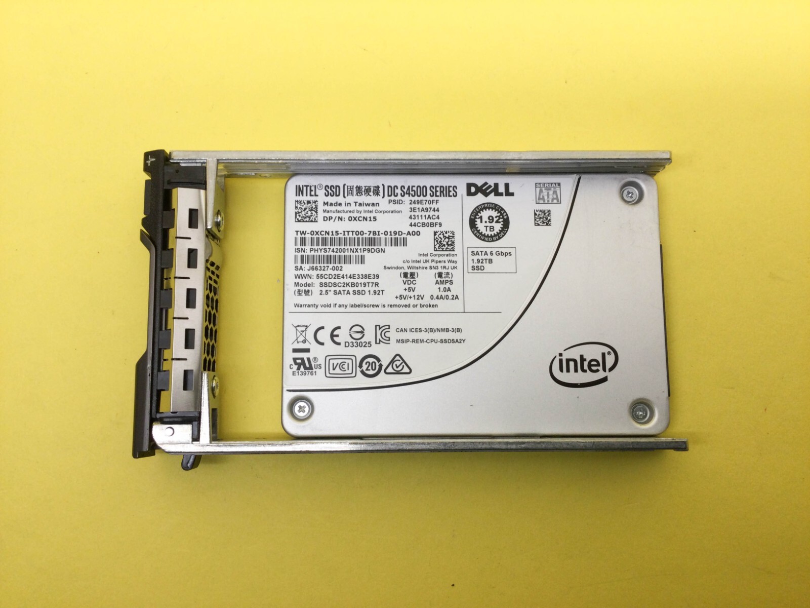 XCN15 Dell Intel DC S4500 1.92TB SATA 6Gbps 2.5" SSD SSDSC2KB019T7R 0XCN15