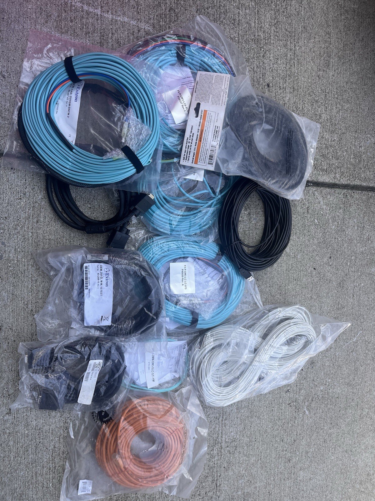 Mixed Lot Network & Computer Cables Cat5e Fiber Optic USB SVGA