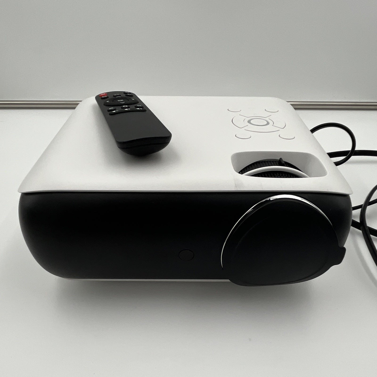 HAPPRUN H1 LED 1080p Projector