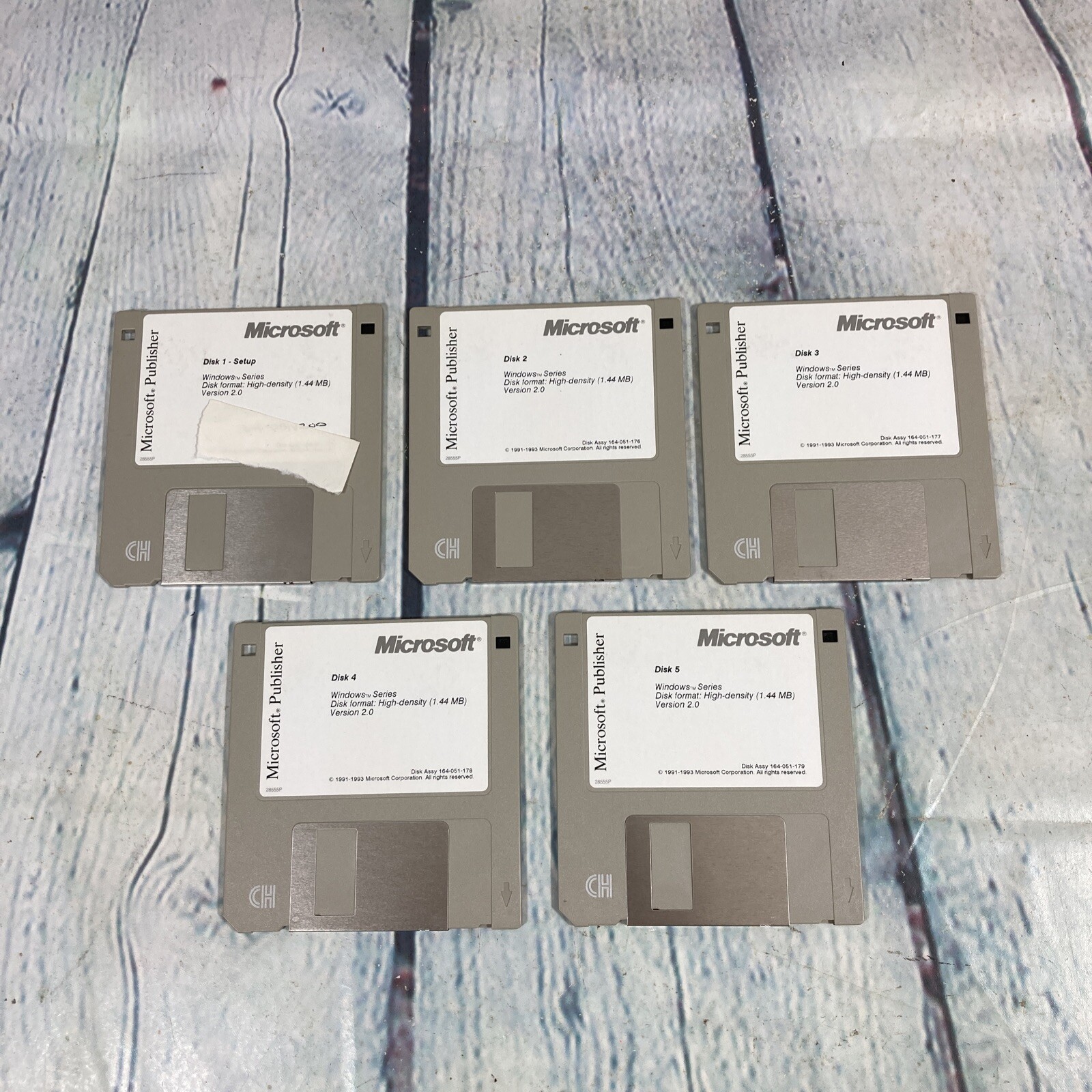 Vintage Microsoft Publisher Window Series Version 2.0 - (5) 3.5" Floppy Disks