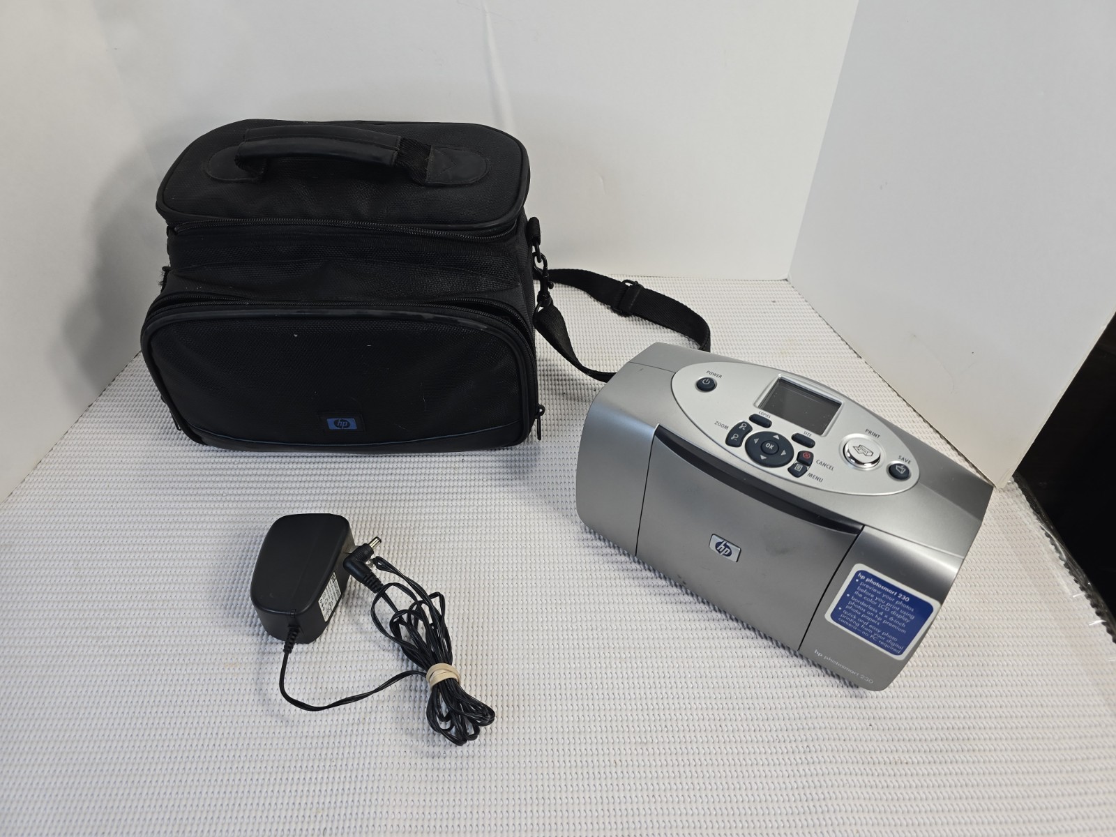 HP Photosmart 230 Digital Compact Photo Inkjet Printer Desktop with Bag - Silver