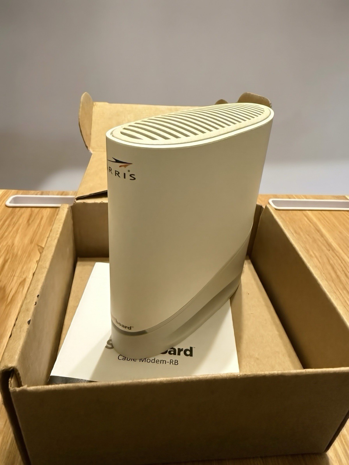 ARRIS S33 SURFboard DOCSIS 3.1 Multi-Gigabit Cable Modem 2.5 Gbps Ethernet Port