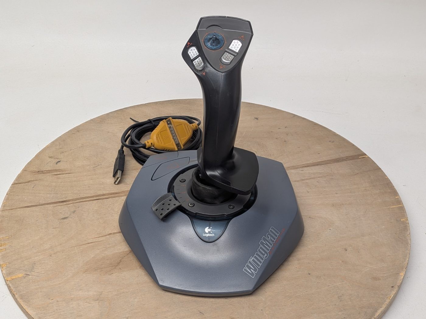 Logitech WingMan Extreme Digital 3D Joystick J-ZA10 Wired USB