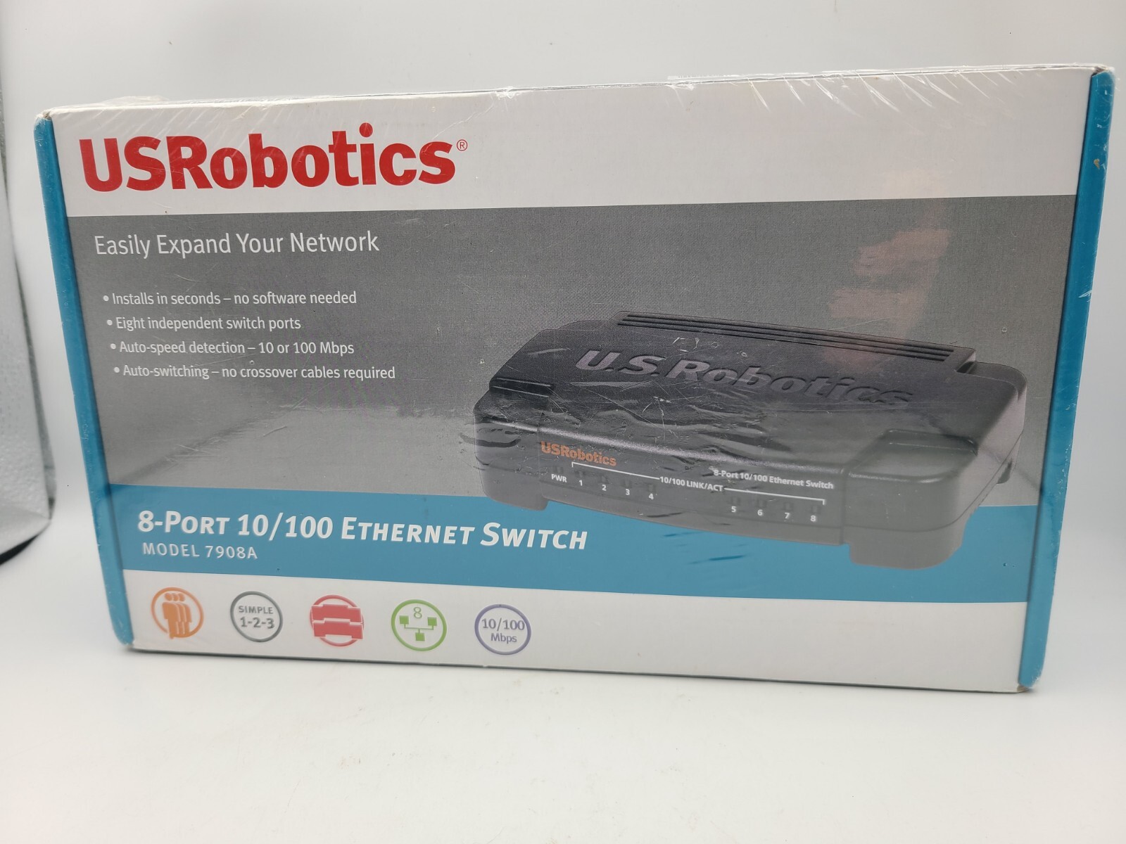 USRobotics  (USR7908A) 8-Ports External Switch, NEW, Networking