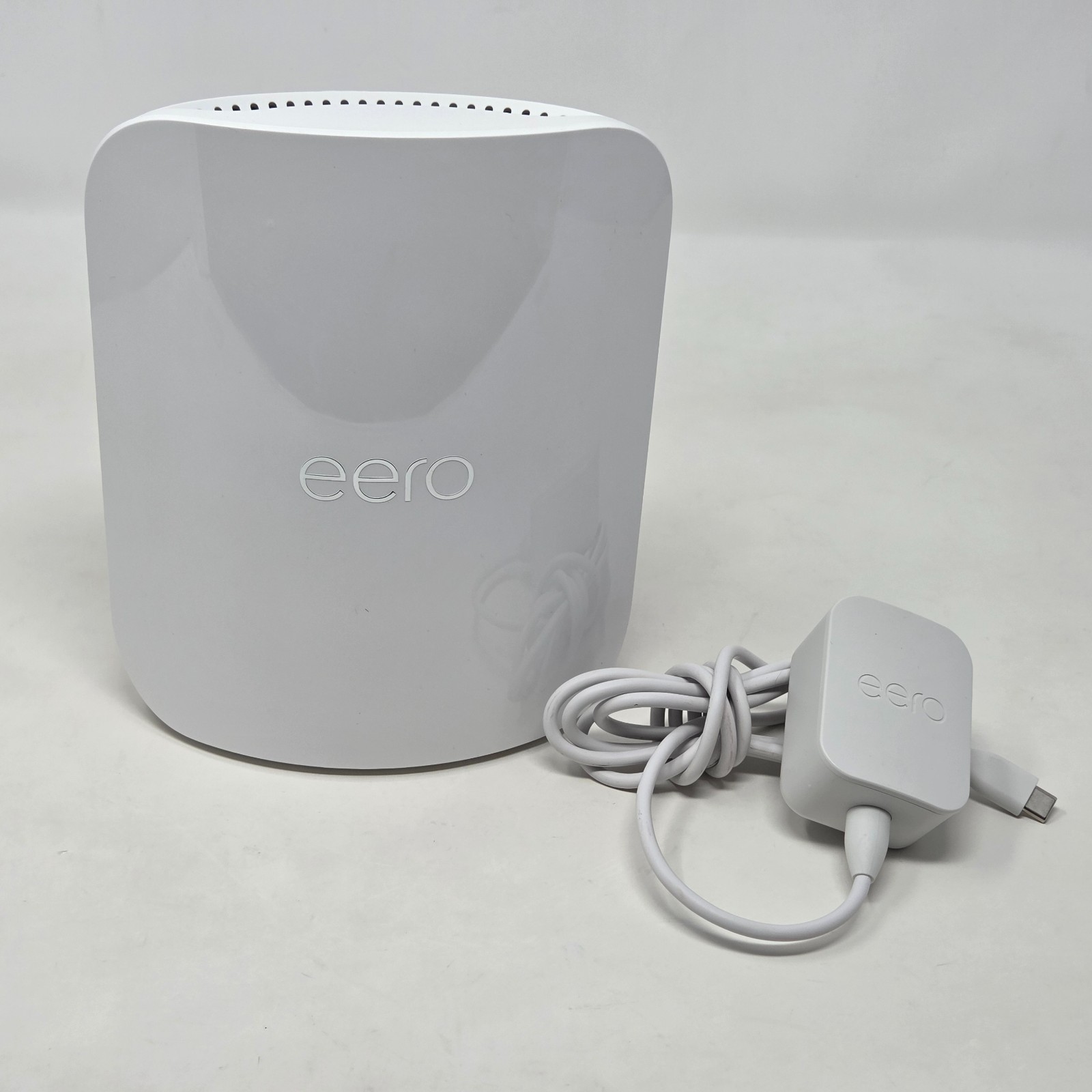 Eero Pro 7 TriBand Mesh WiFi 7 Router 5 GBPS ME10001 Verizon Frontier