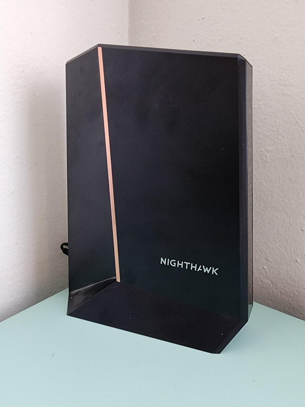 Netgear Nighthawk CM2000 Multi-Gigabit Cable Modem DOCSIS 3.1 2.5Gbps No Cord