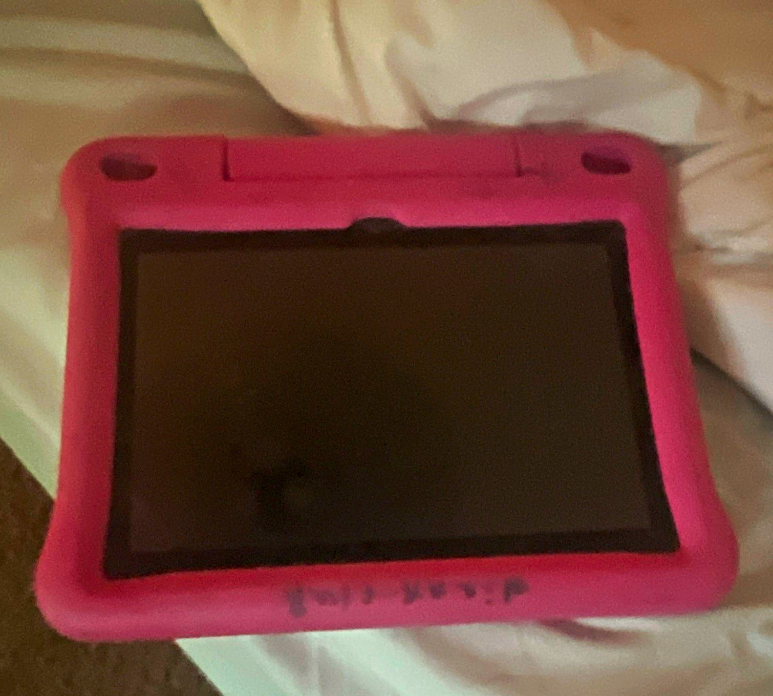 Android Kids Tablet with protective case