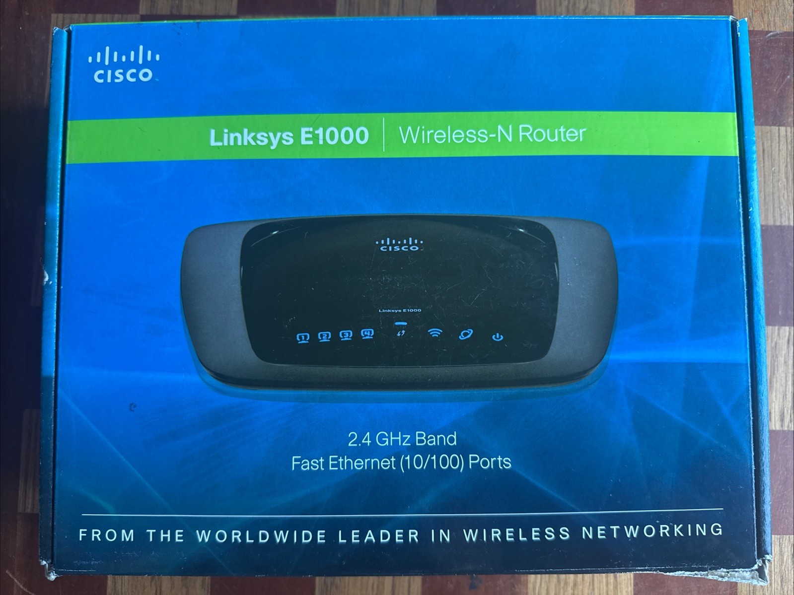 CISCO Linksys E1000 Wireless-N Router 802.11 B/G/N Wireless Broadband Used