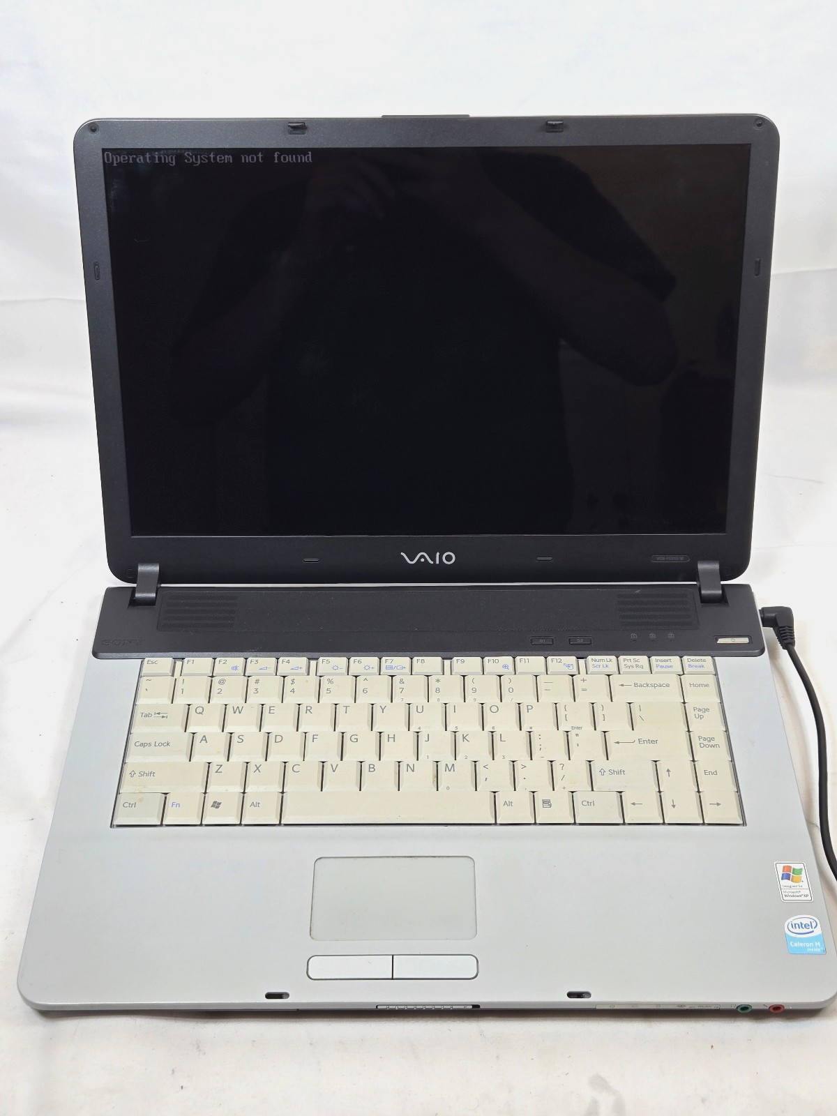 Sony Vaio PCG-7G2L Laptop Intel Pentium M 512MB Ram No HDD