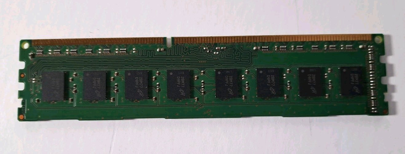 Micron 4GB PC3-12800 (DDR3-1600) Memory - MT16JTF51264AZ-1G6M1