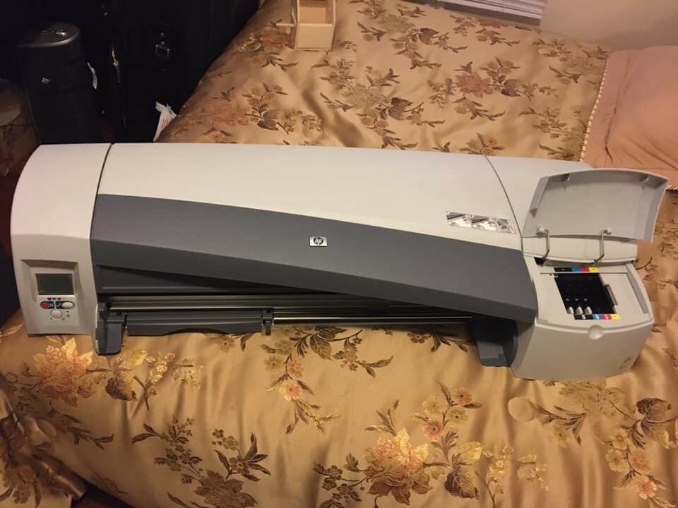HP DESIGNJET 100  PLOTTER C7796A 