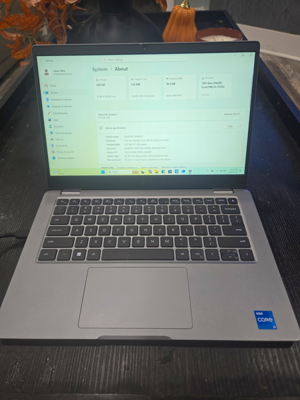 Dell Latitude 3340 13.3" i5-1335U 16GB 256GB SSD Win 11 Pro Silver
