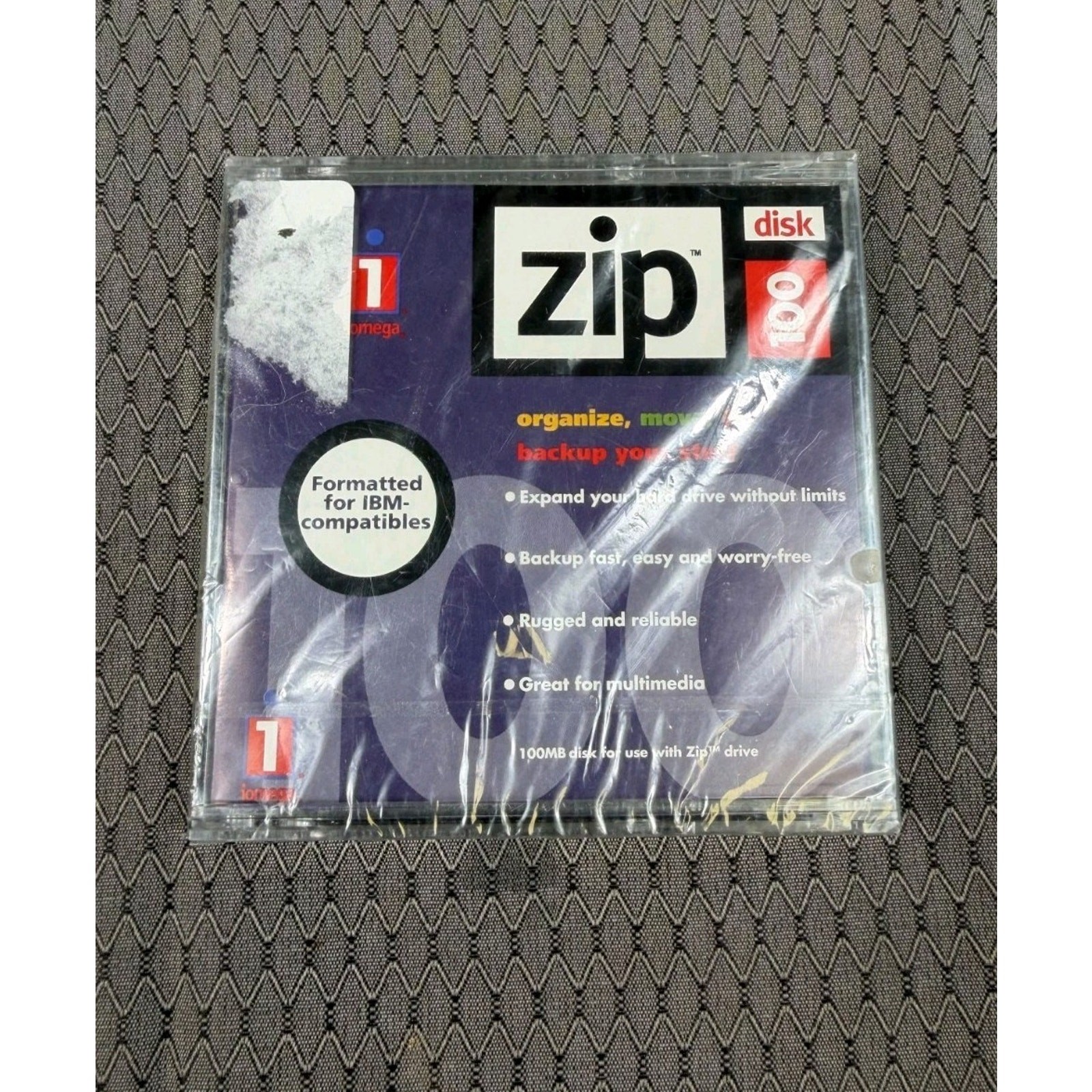 iomega 100MB IBM Formatted Zip Disk Sealed NEW