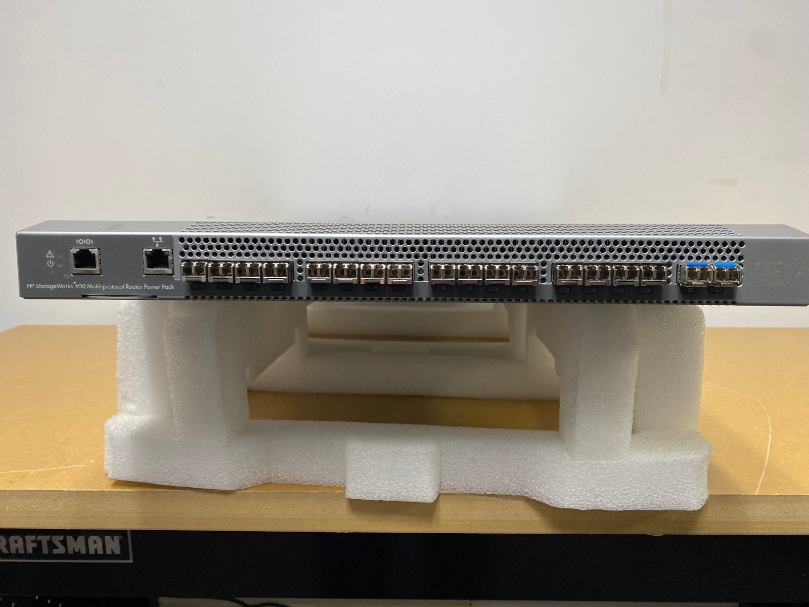 Brocade SilkWorm 7500 Fibre Channel Extension Switch (HP StorageWorks 400)