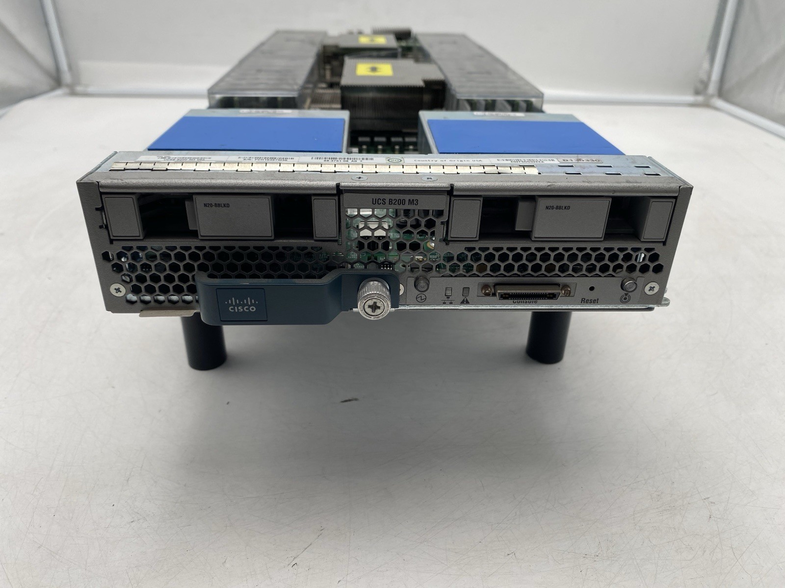 Cisco UCSB-B200-M3 V3 Blade Server w/ 2x E5-2650 SR0KQ & 128GB RAM | No Drives