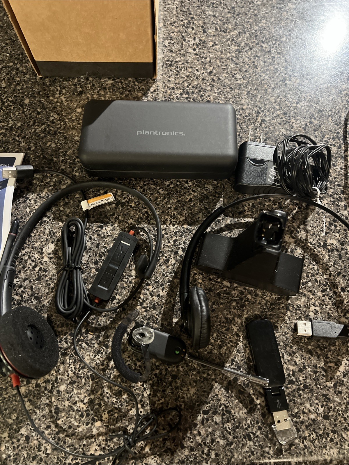Plantronics Blackwire C310-M Black USB Headset Two Sets SAVI 445-M Plantronics