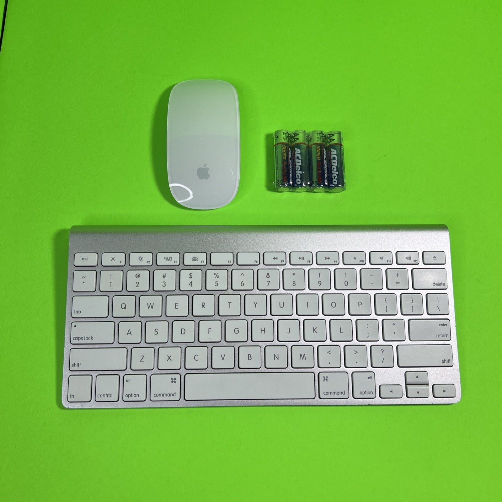 Genuine Apple A1314 Keyboard & A1296 Apple Mouse Wireless Bluetooth - SAME DAY