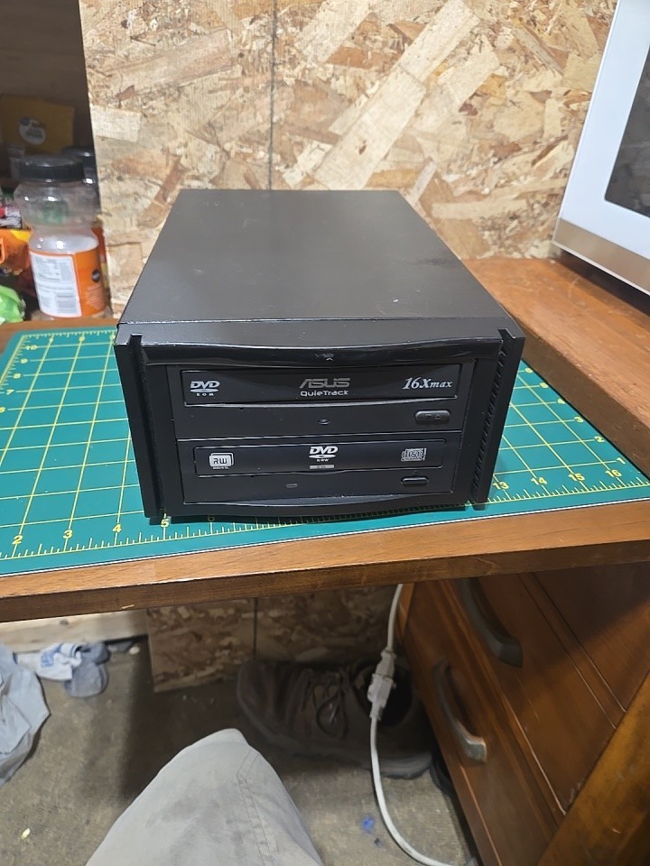 DVD Master CD/DVD Burner Duplicator Vintage Powers On Upgraded Asus DVD 16x Max