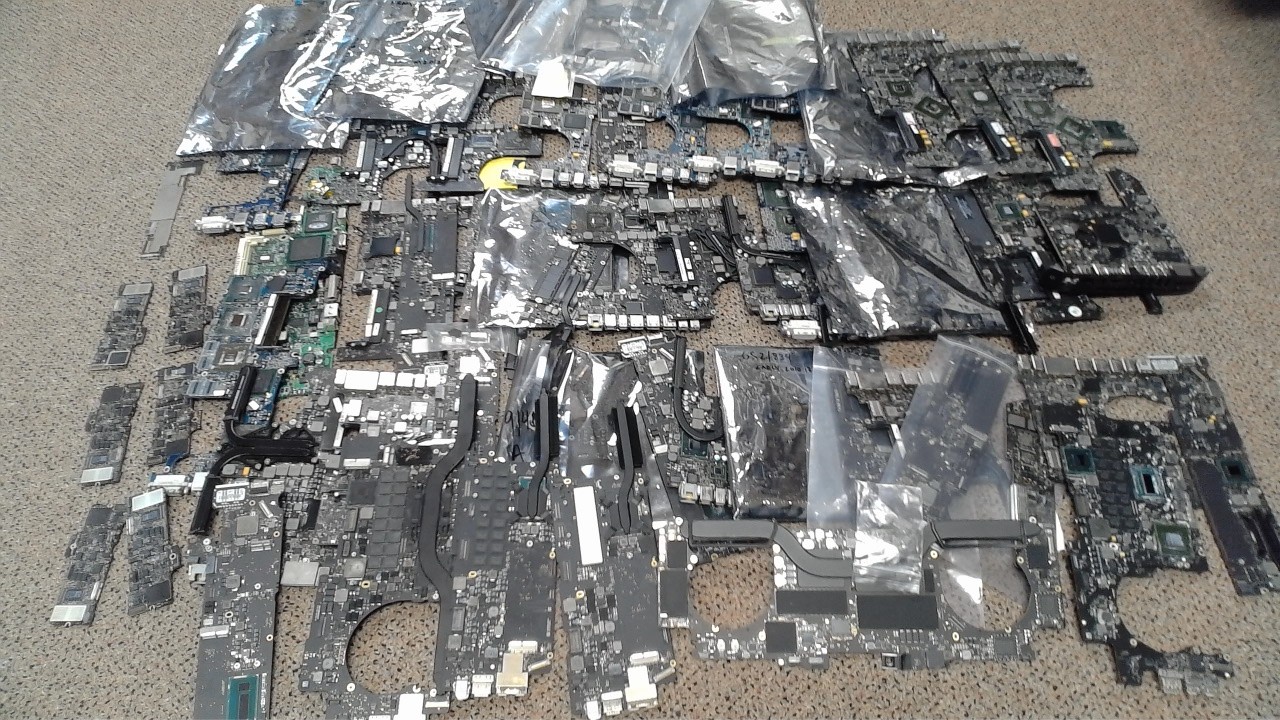 Lot of 60 Apple Logic Boards from all years for Parts Read Description
