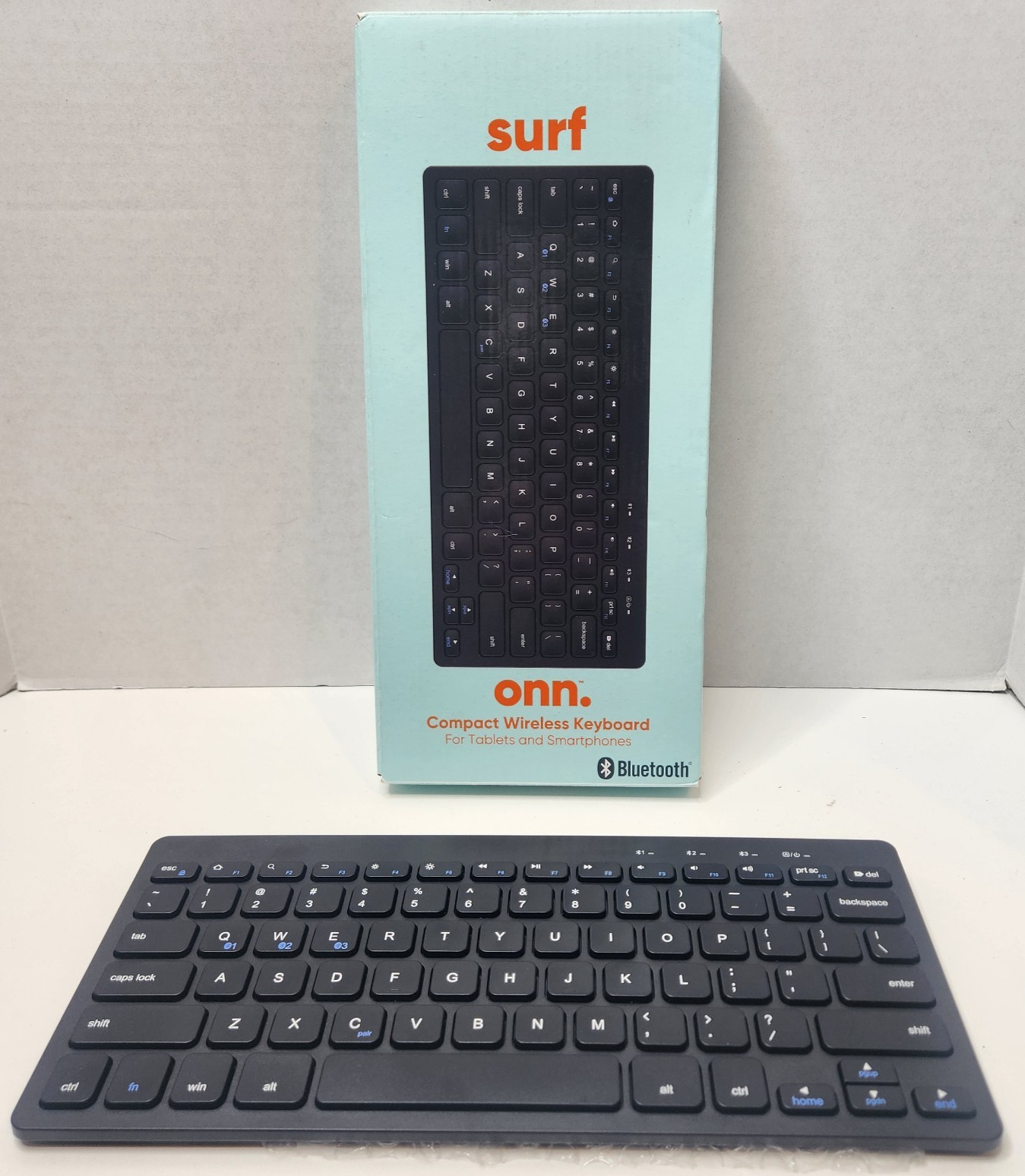 ONN Surf Mini Compact Wireless Office Keyboard Bluetooth *Pre-Owned*