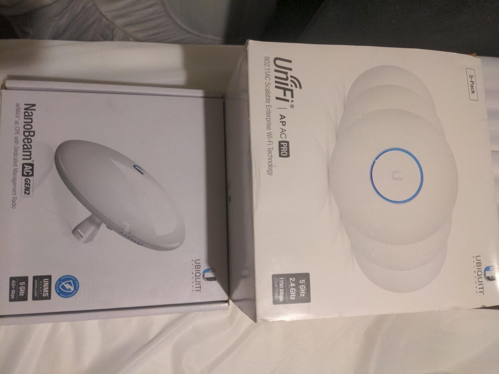 Ubiquiti Networks UniFi Pro AP Access Point 5pk+Nanobeam ac Gen2 airMAX CPE w/De