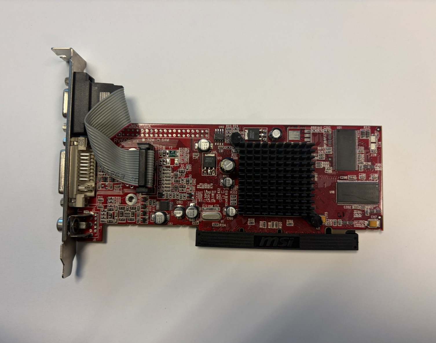 PowerColor Radeon 7000 DirectX 7 RV6DE-NB3 64MB 64-Bit DDR AGP 2X/4X Video Card