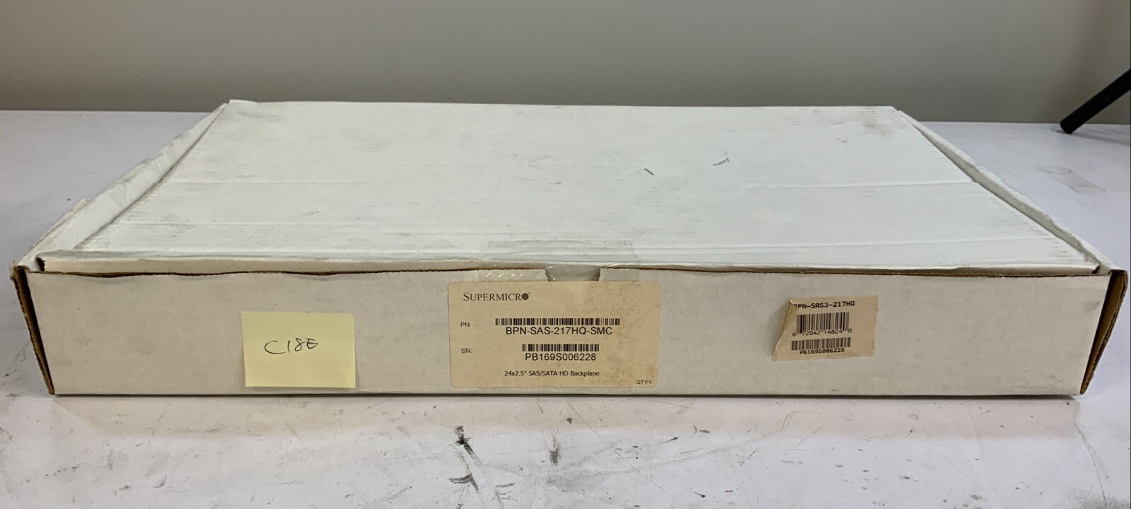 Supermicro 24-Bay SAS 24 x 2.5" HD twin square Backplane BPN-SAS3-217HQ -O3A