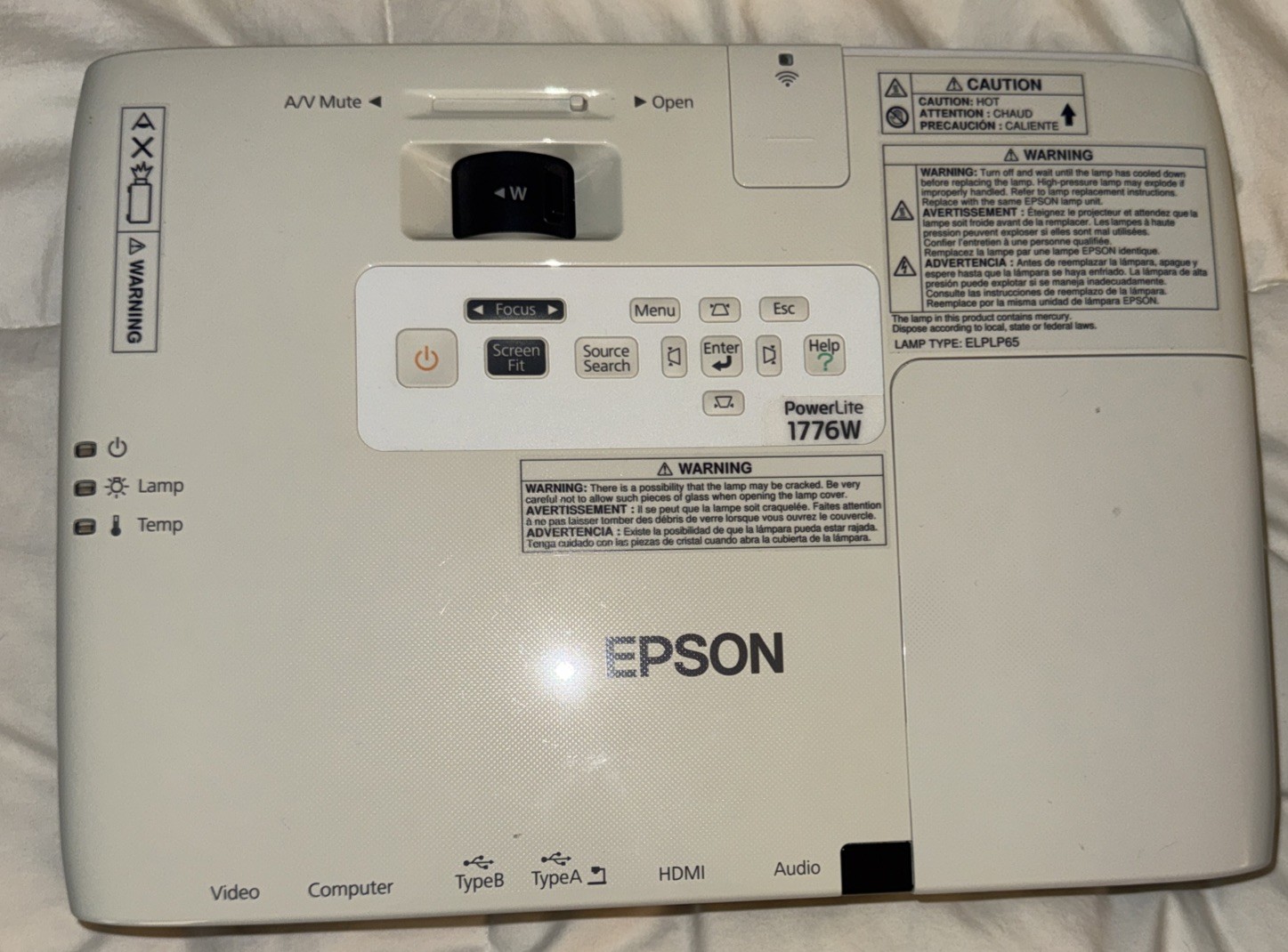 Epson PowerLite 1776W WXGA 3LCD Projector – Wifi -Tested- Remote + Carrying Case
