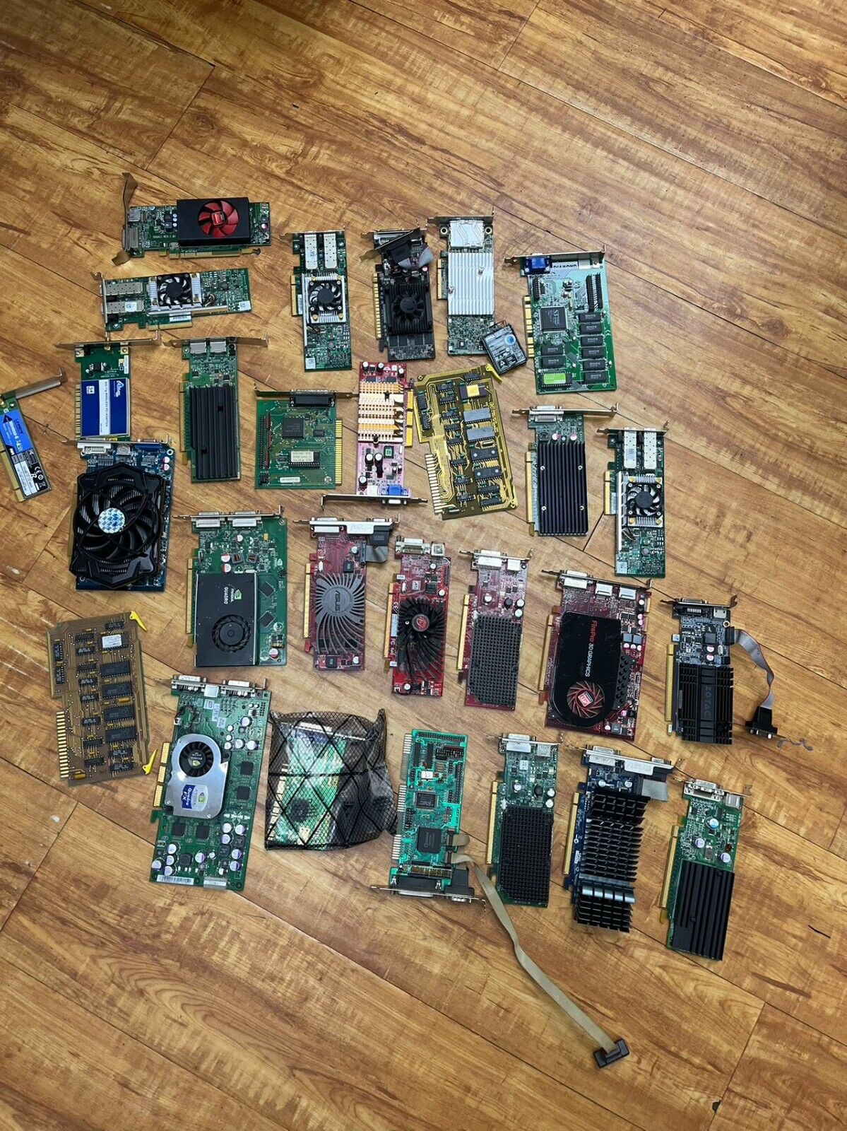 lot of 28pcs , graphics card High value and worth collecting