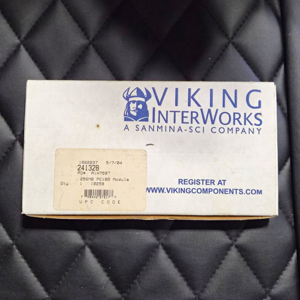 Viking InterWorks 256MB PC100 SDRAM 144-Pin SO-DIMM Unbuffered Module