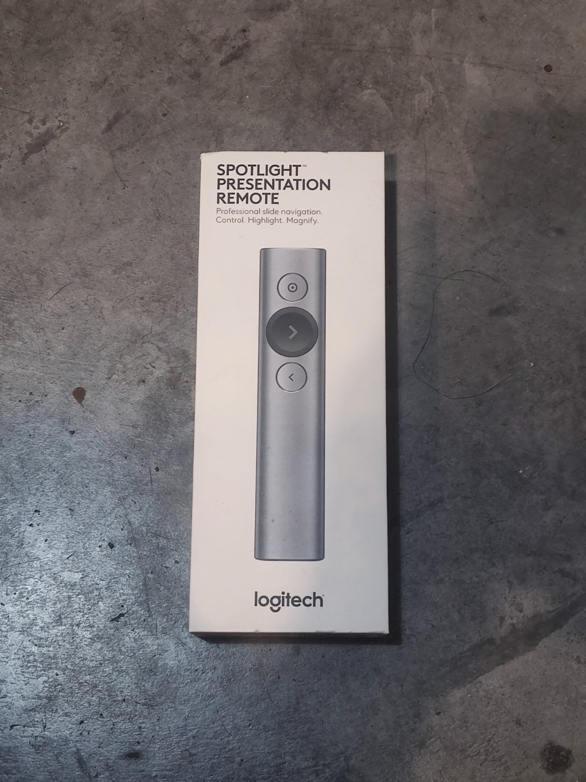 Logitech Spotlight (910-004654) Wireless Presentation Remote Control...NEW