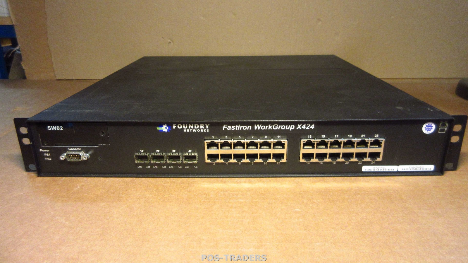 Foundry Networks FWSX424 X424 Brocade FastIron Workgroup 24-Port Gigabit + EARS