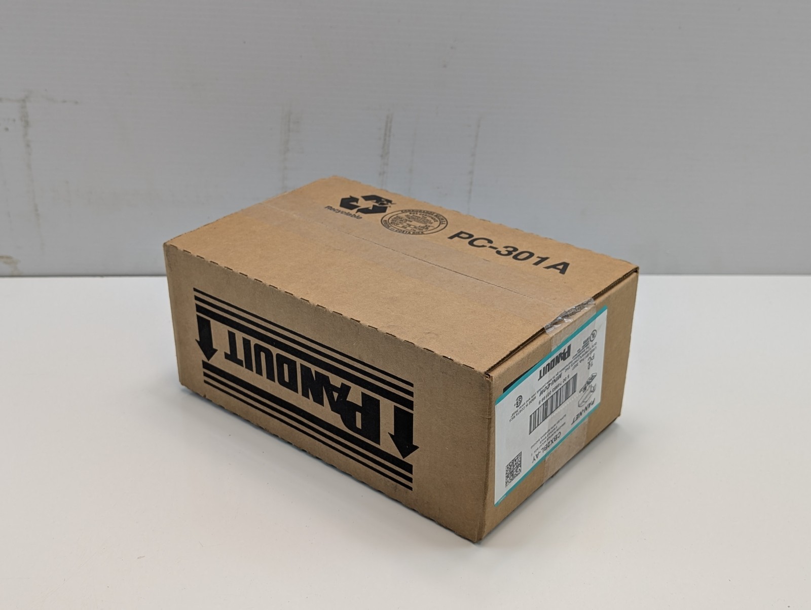 PANDUIT CBX2BL-AY Mini-Com Surface Mount Box C (Lot of 10)