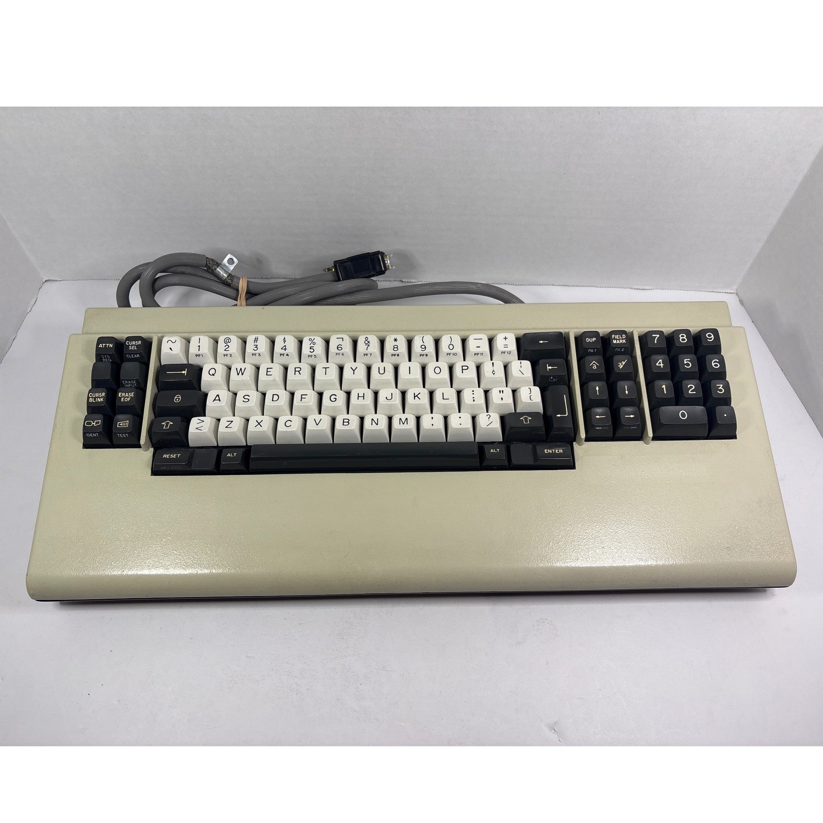 Vintage Telex 952003-112 Mechanical Terminal Keyboard IBM 3270 Mainframe DB25