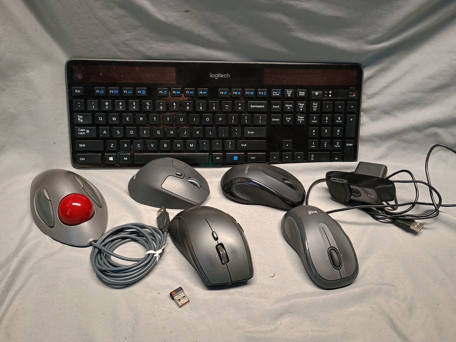 Logitech unify wireless lot; t-bc1 trackball; webcam v-u0028; mx  m510 k750 m720