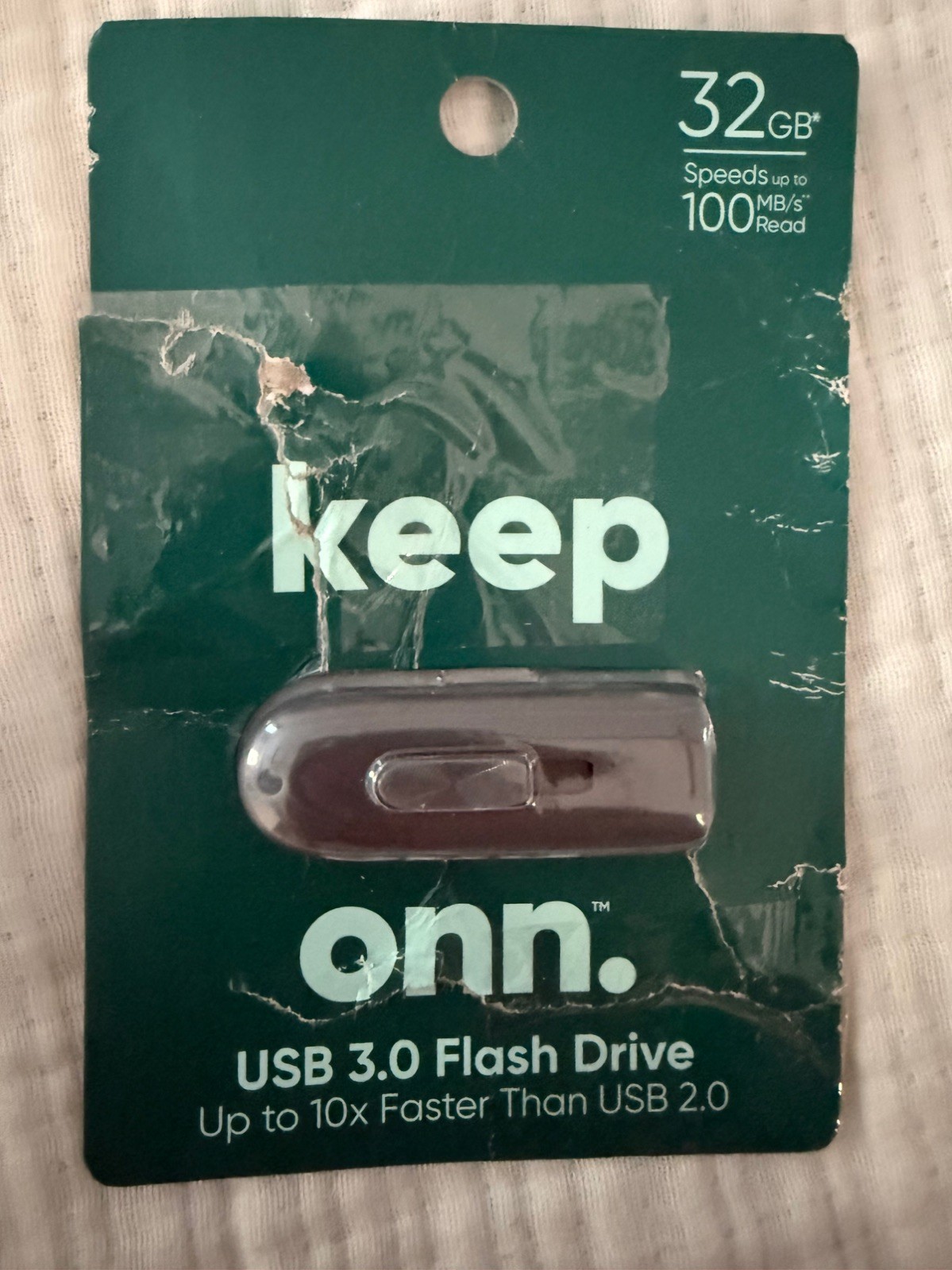 USB FLASH DRIVE 3.0 keep onn. 32GB New open packaging