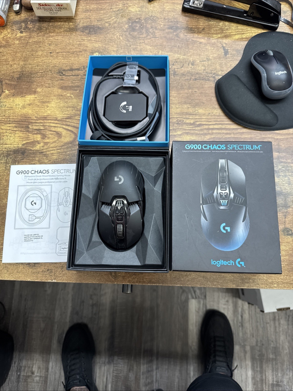 Logitech G900 Chaos Spectrum Professional Grade Wired/Wireless Gaming Mouse