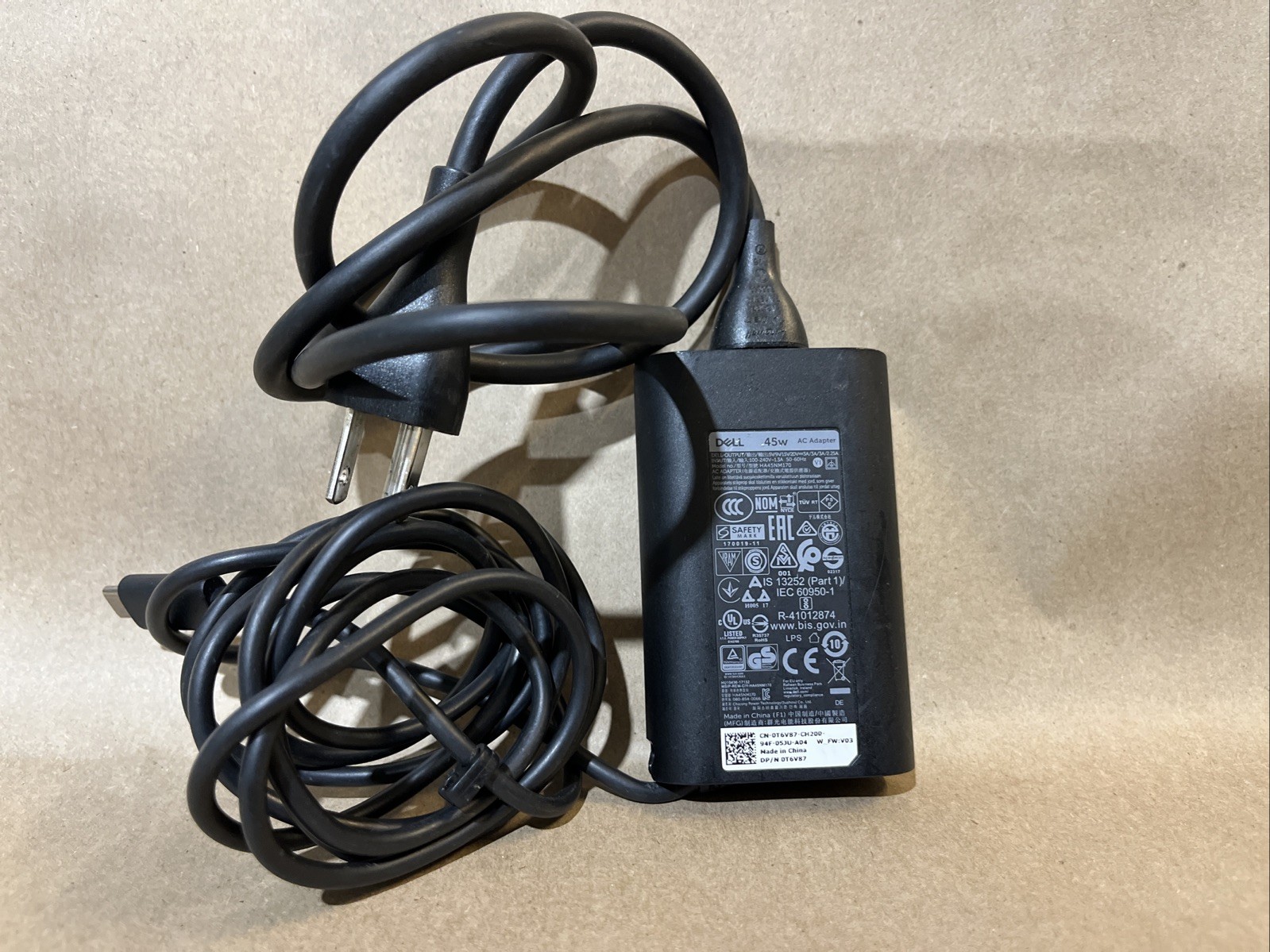 Dell 45w AC Adapter DP/N 0T6V87