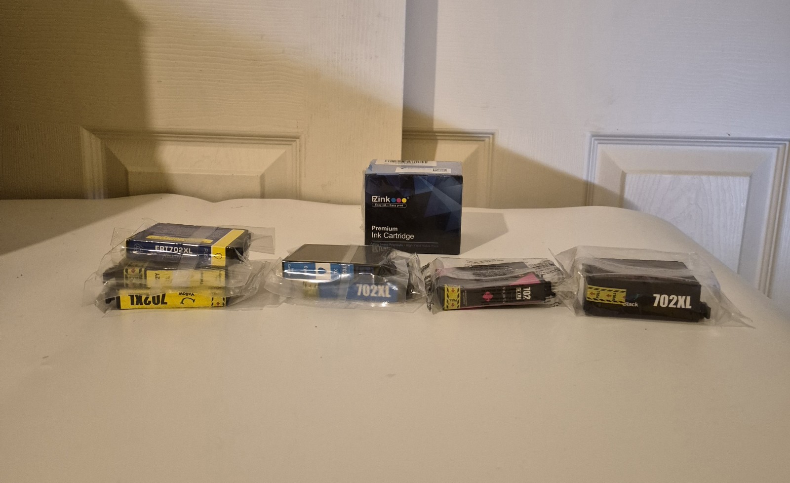 E-Z Ink Ink Cartridge Replacement Compatible for Epson 702XL Lot Of 11 Cartridge