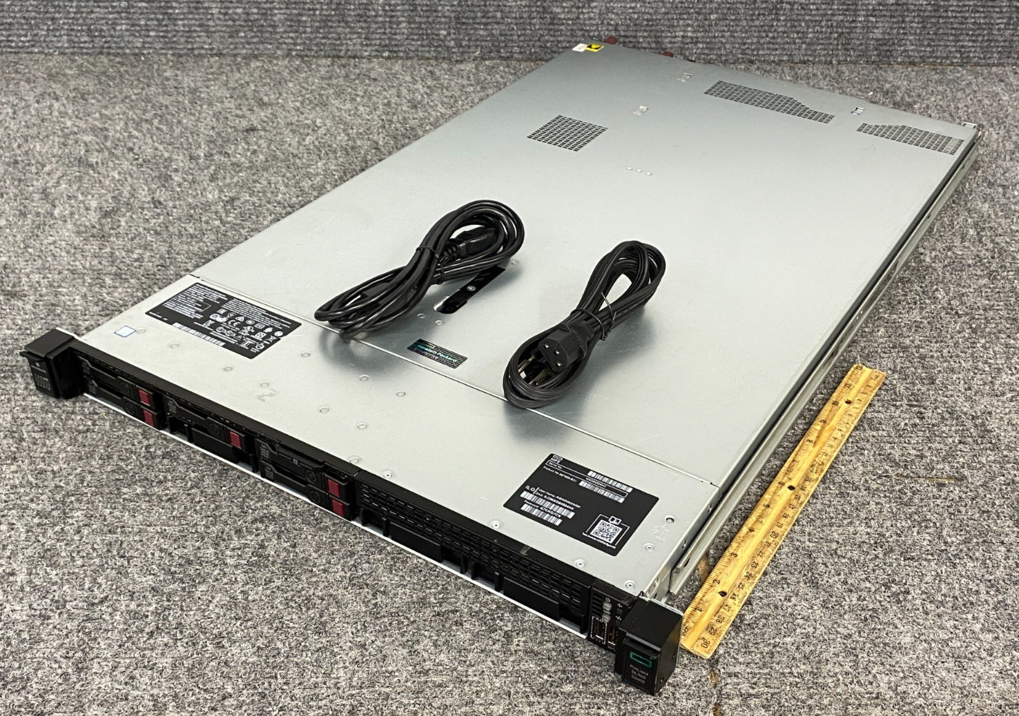 HPE ProLiant DL360 Gen10 (867959B21) Server w/ 2x Xeon Silver 4110 No RAM 2x PSU