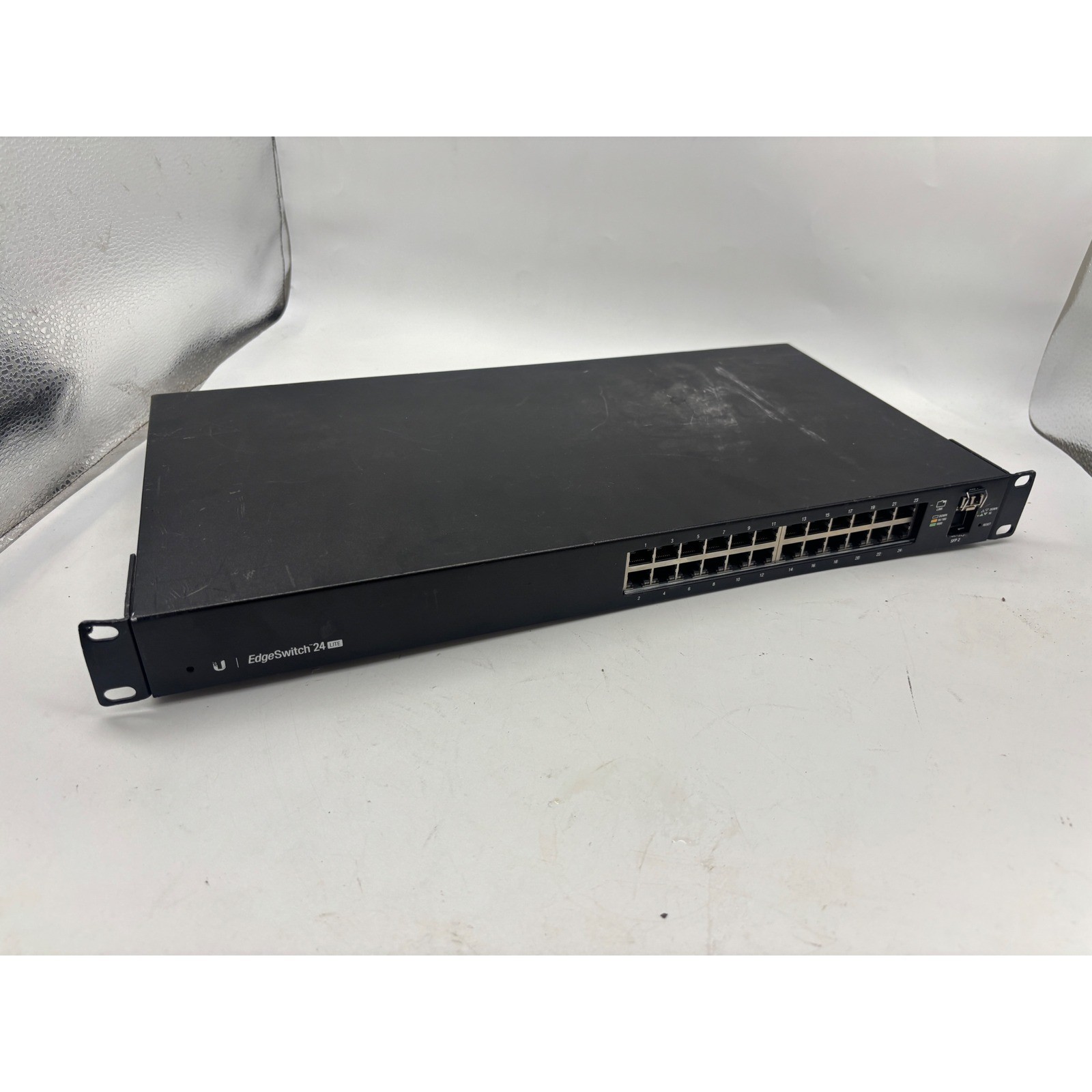 Ubiquiti EdgeSwitch 24 Lite ES-24-Lite Managed Gigabit 24 Port Switch Black