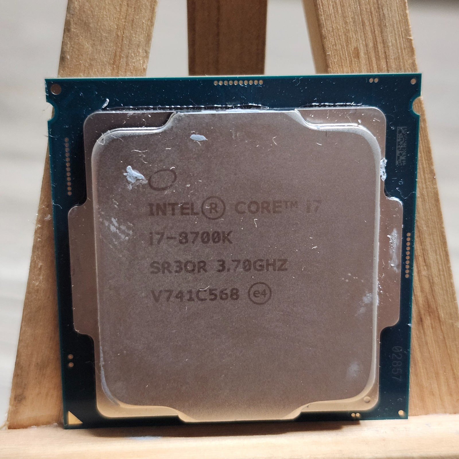 Intel Core i7-8700K 3.70GHz 6 Core SR3QR 12 Thread