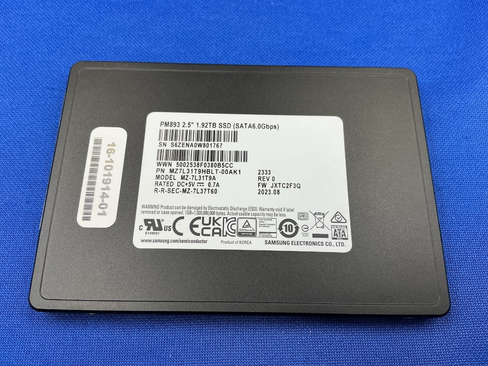 MZ-7L31T9A SAMSUNG PM893 1.92TB SATA 6Gbps Read Intensive 2.5'' SSD New pull