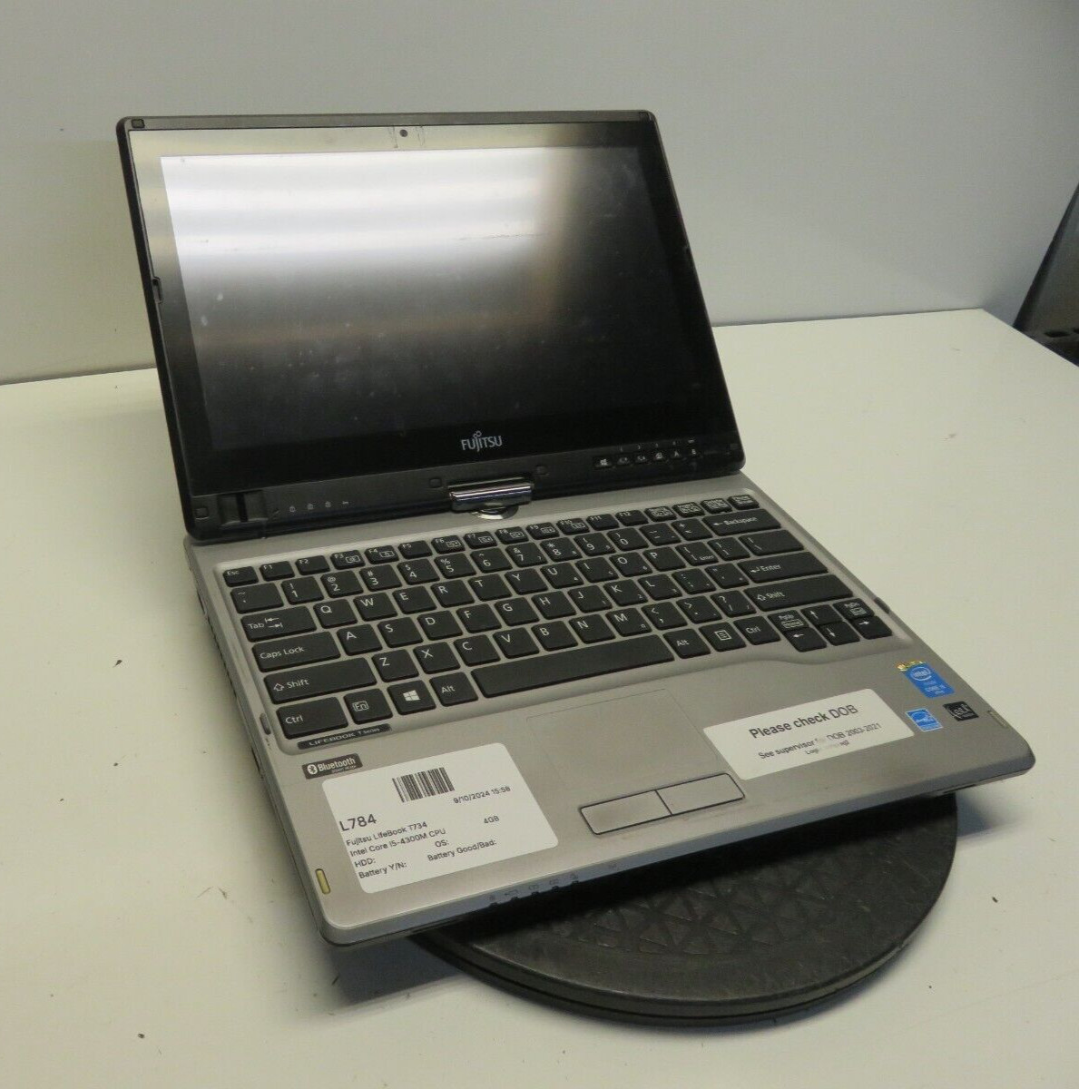 Fujitsu LifeBook T734 Laptop Intel Core i5-4300M 4GB Ram No HDD or Battery